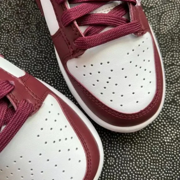 Nike dunk Casual Sneaker for women - Picture 6 of 10